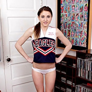 Oilaviy Naturizm jinsiy aloqa filmlarini onlayn tomosha qiling